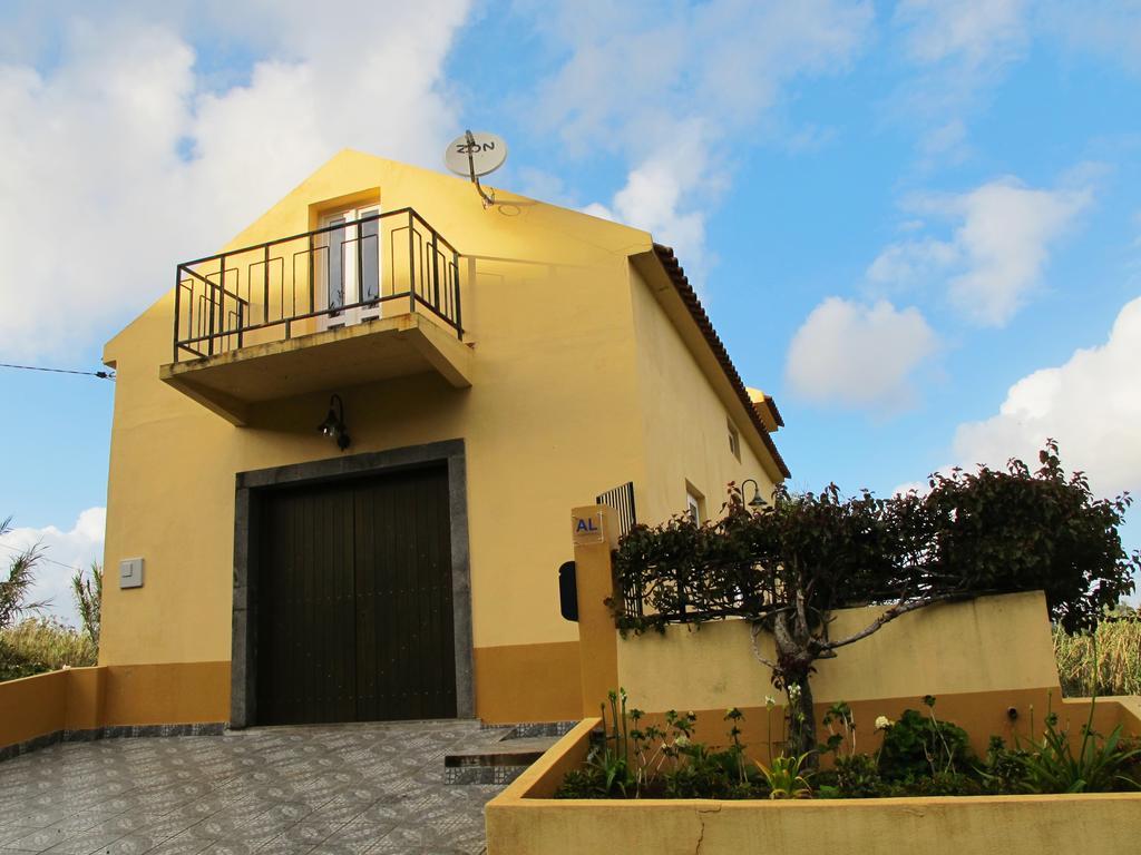 Bisbis House Pension Porto Moniz Buitenkant foto